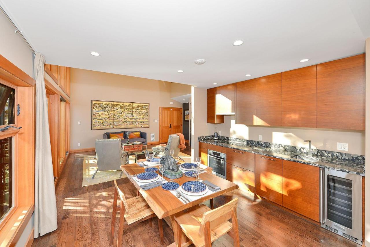 Salishan Tree House Suite Cowichan Bay Bagian luar foto