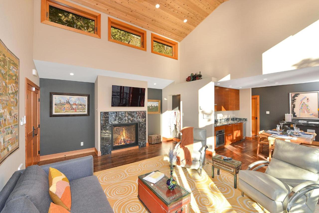 Salishan Tree House Suite Cowichan Bay Bagian luar foto