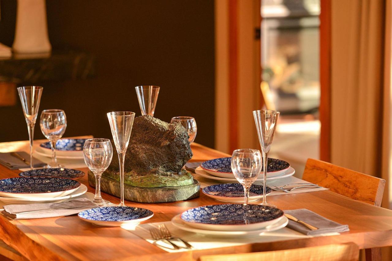 Salishan Tree House Suite Cowichan Bay Bagian luar foto