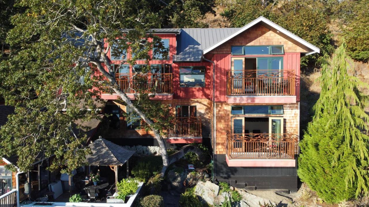 Salishan Tree House Suite Cowichan Bay Bagian luar foto