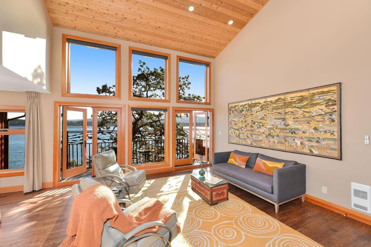 Salishan Tree House Suite Cowichan Bay Bagian luar foto